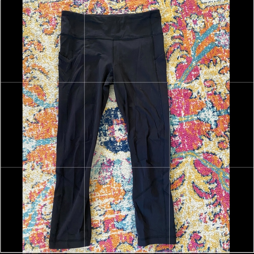 Lulu Lemon Cropped Leggings